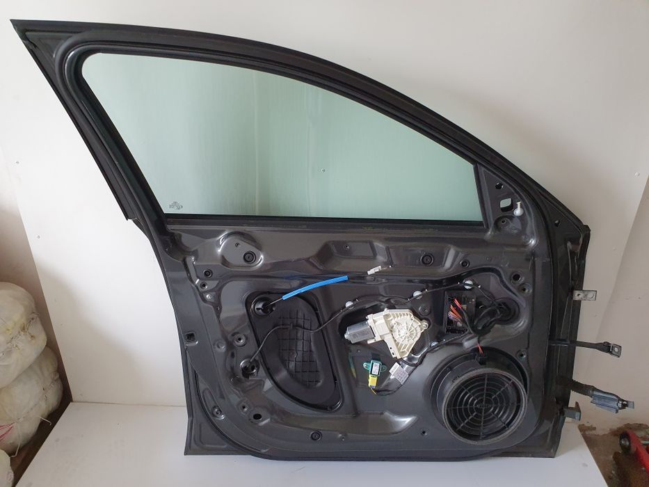 Usa portiera stanga dreapta fata spate Audi A4 break facelift LZ7S