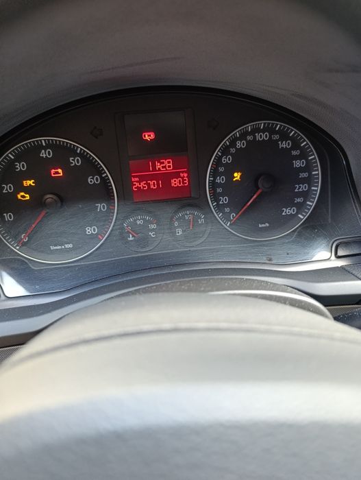 Auto golf 5 2004