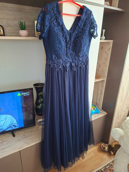 Rochie cu voal de matase