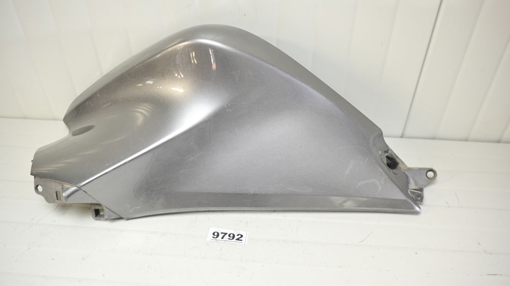 Honda VFR1200F 2010 Carena rezervor combustibil stanga