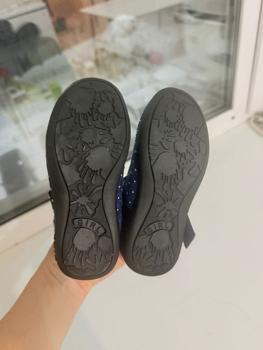 Продам туфли детские