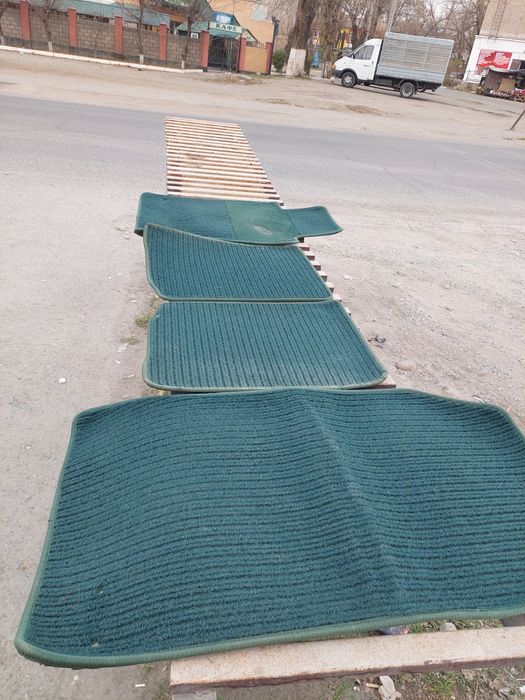 Полики на автомобилья