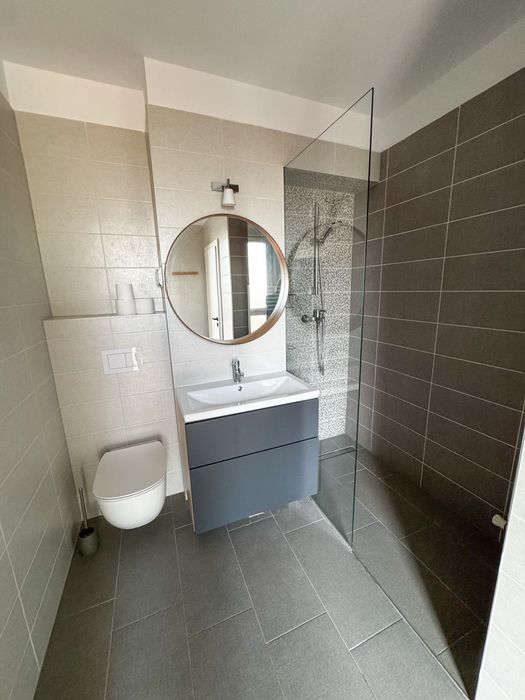 Proprietar inchiriez apartament
