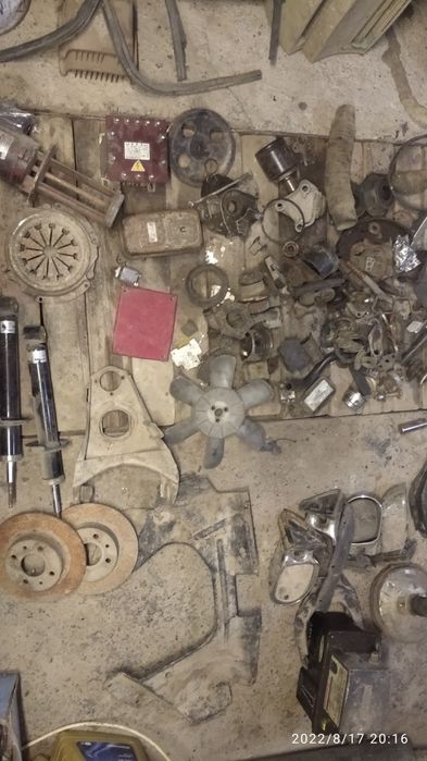 Продается разные запчасти для 06/09