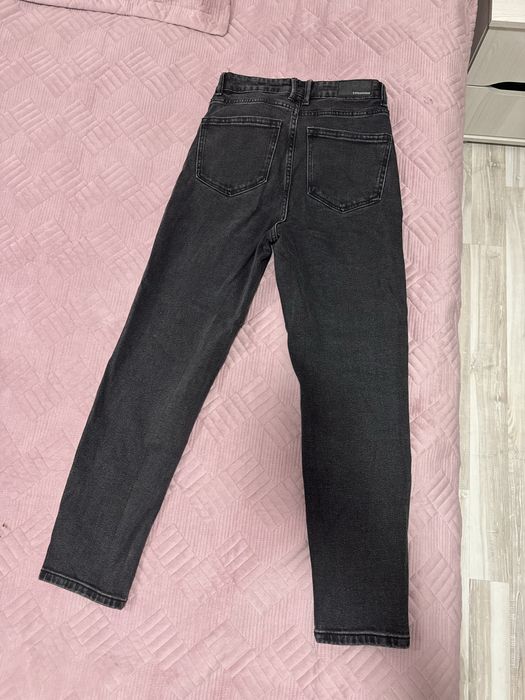 Продам джинсы stradivarius