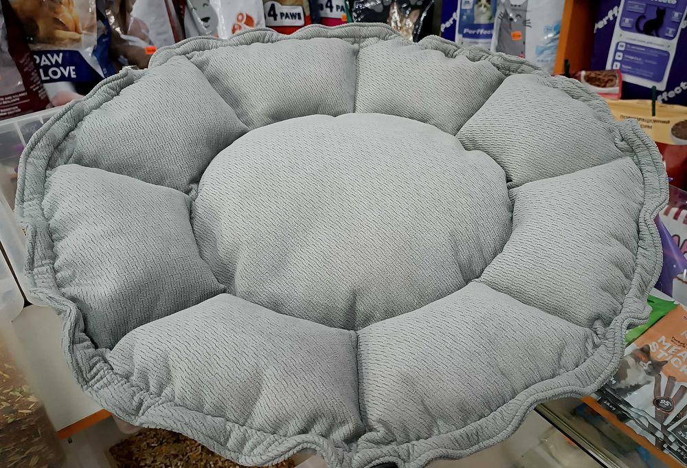 Лежанка "Корзинка" для кошек и собак мелких пород