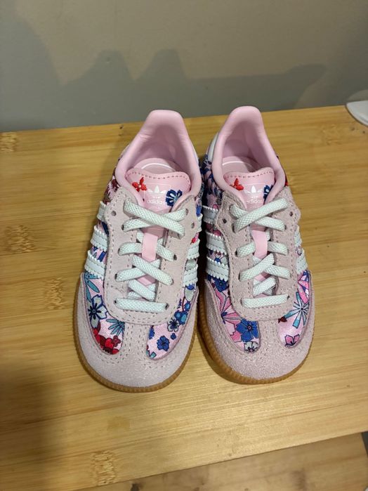 Бебешки / детски обувки Adidas samba летни