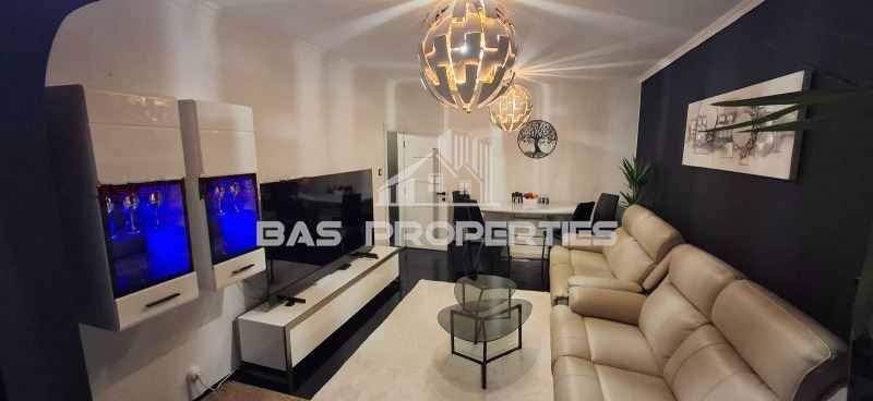 Продава се Тристаен апартамент в София, Овча купел 2 - 75 кв.м за 2800 €/кв.м - Снимка #1