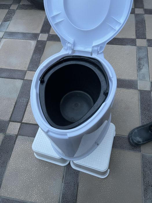 Продается био туалет за 5000 тг