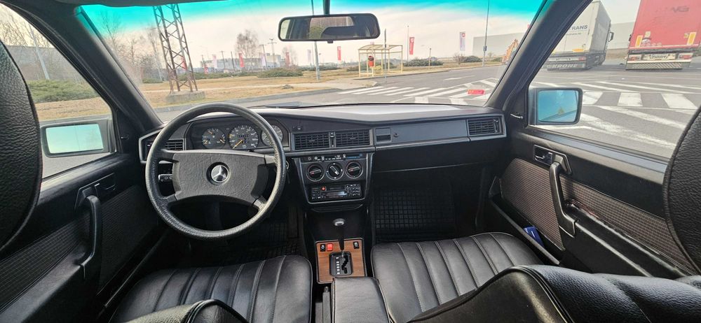 MERCEDES-BENZ 190 1989 — imagine 5