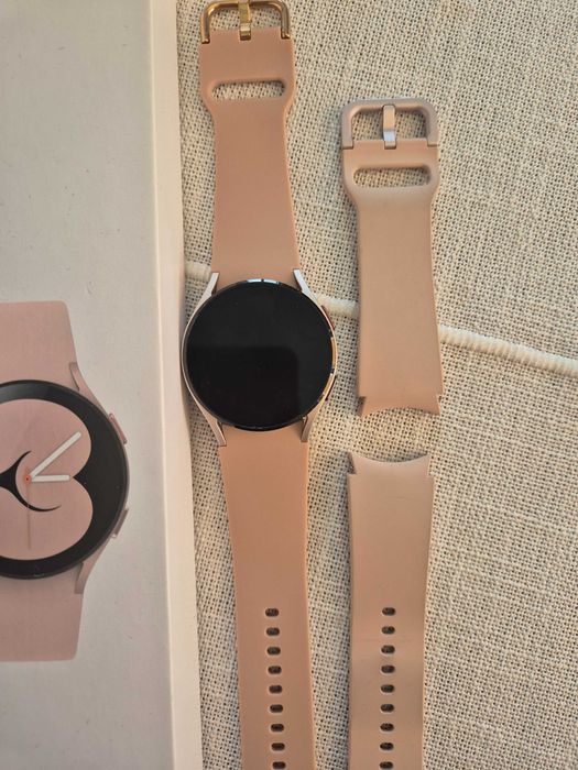 Смарт часовник Galaxy watch 4