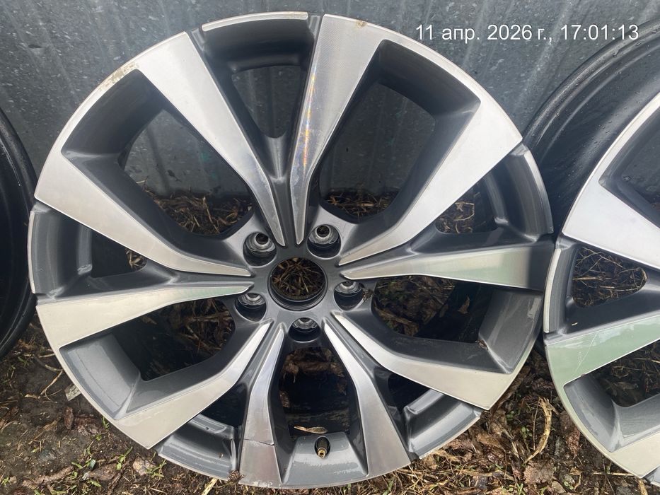 Продам диски в отлично состоянии