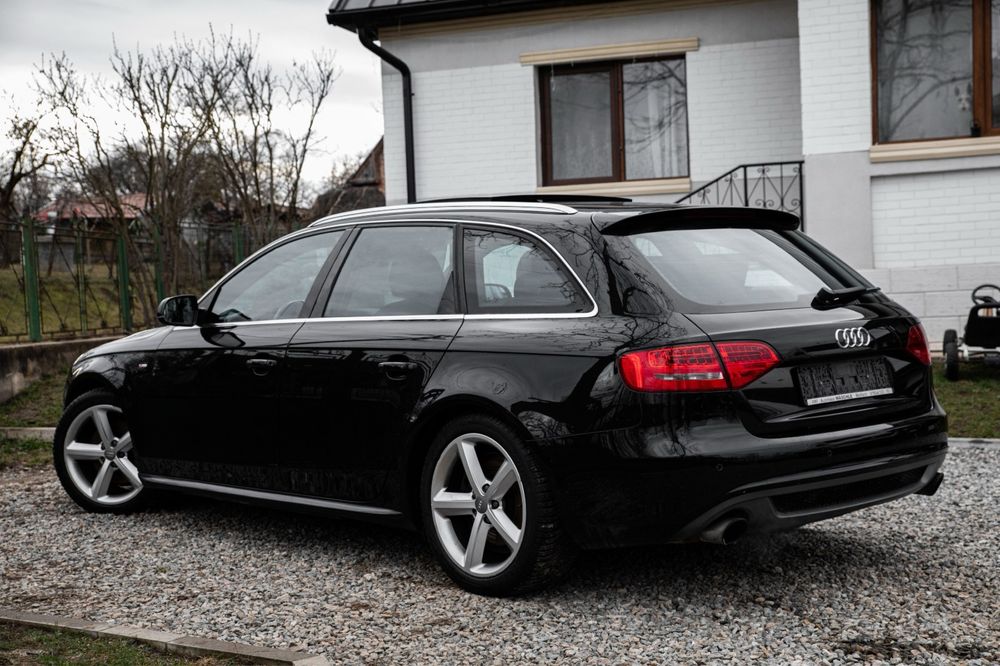 Audi A4 2.0 TFSI 3*S line 211cp quattro