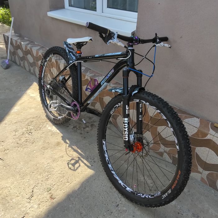 Vând Bicicleta roți 29