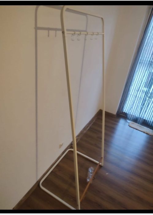 Cuier decorativ in stare perfectă
