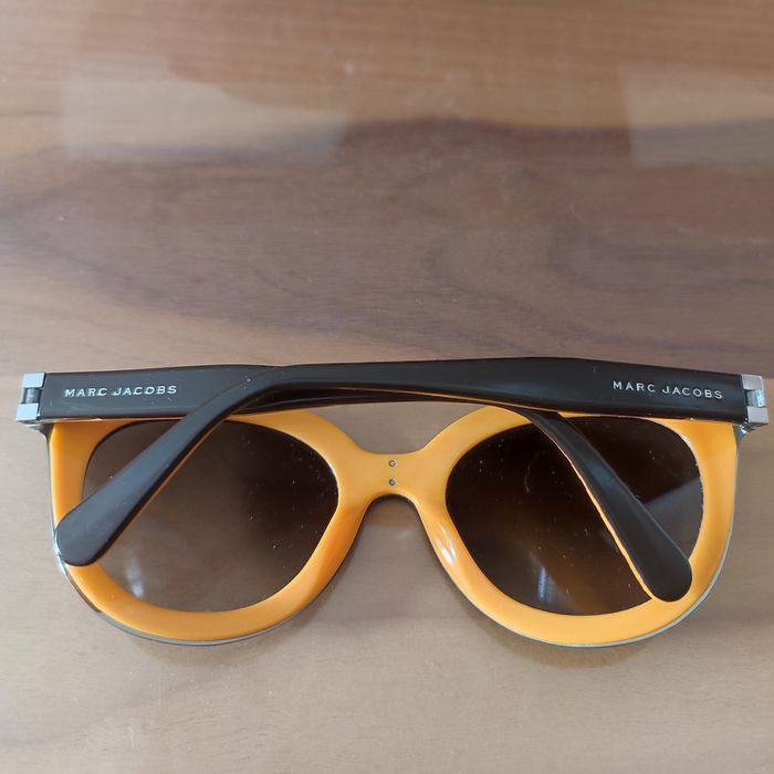 Страхотни дамски слънчеви очила на Marc Jacobs, цвят кафяв с оранжев к