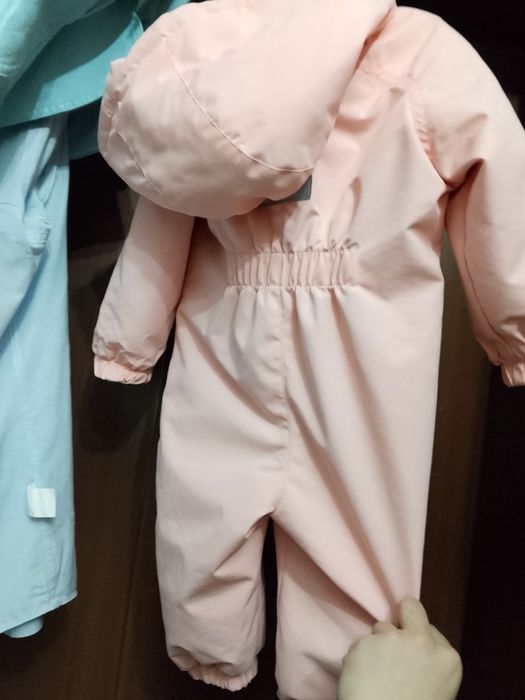 Продам комбинезон весенне -осенний
