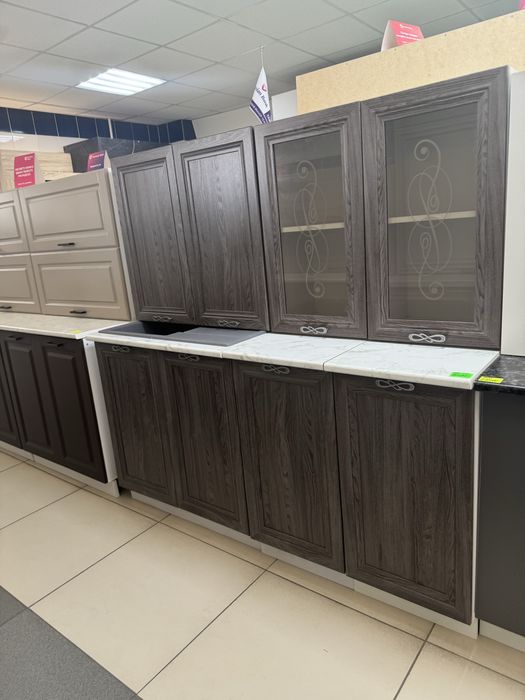 Кухонный гарнитур новый 1.6 м.