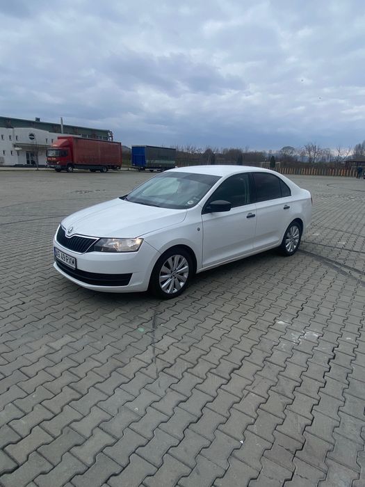 Vând Skoda Rapid 2013