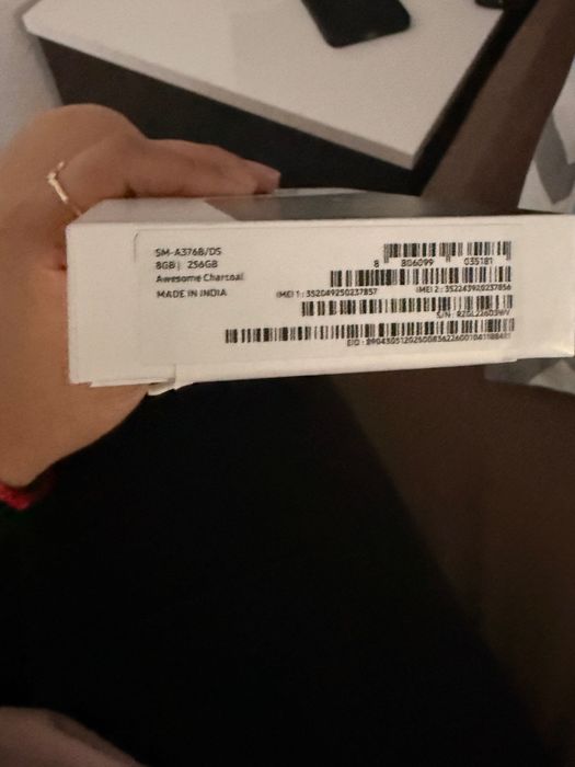Samsung A37 256 GB НОВ