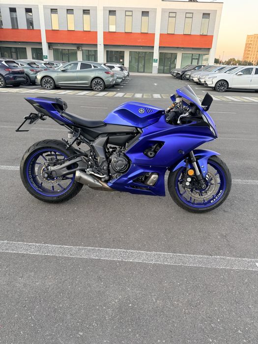 Продам Yamaha R7 2023 год