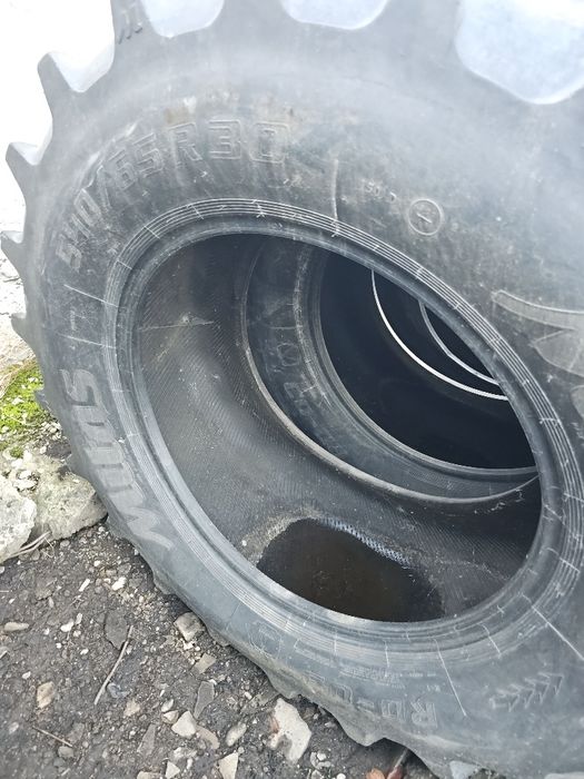 Anvelope 540 65 R 30 mitas. 
.