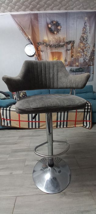 Стул для пострижки детей