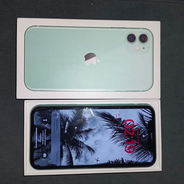 Продам Айфон 11 на 128 гб
