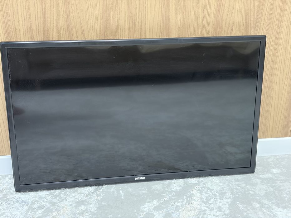 Продам телевизор HELING