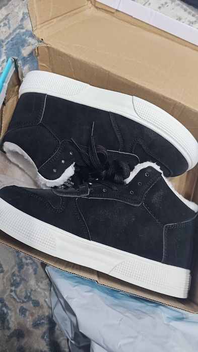 Продам обувь новую