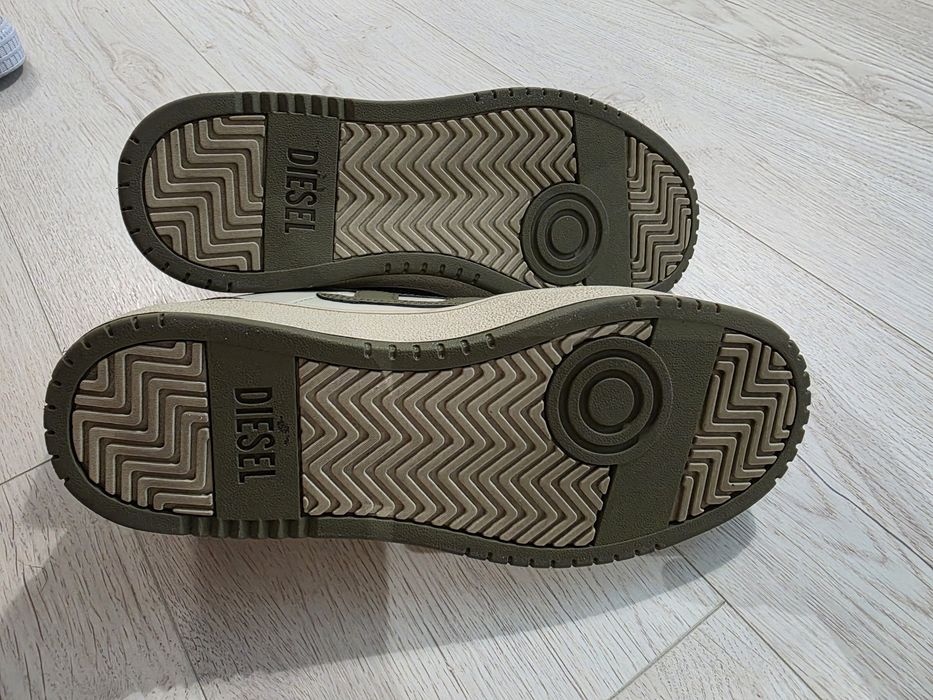 Diesel Ukiyo 43 khali noi