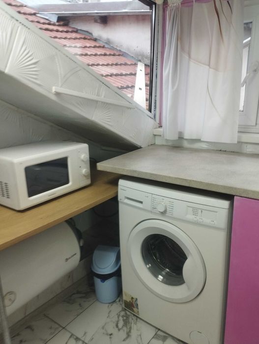 Дава се под наем Едностаен апартамент в Варна, Спортна зала - 25 кв.м за 348.84 € - Снимка #4