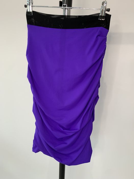 Пола Avin Авин налична в М размер