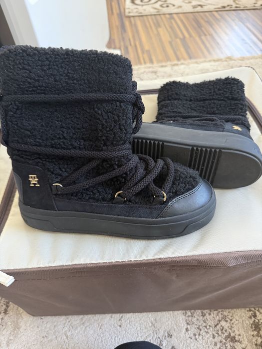 Ghete zapada Tommy Hilfiger