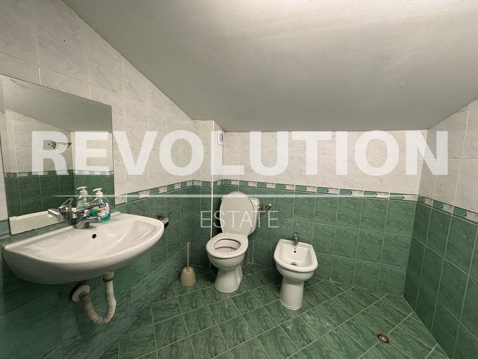 Къща  в гр.Варна, м-т Евксиноград!