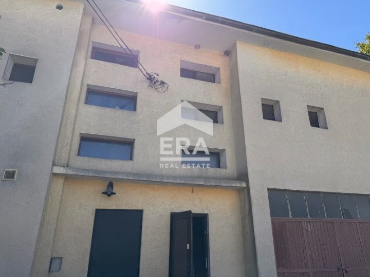 Продава се Къща в Суворово - 234 кв.м за 684 €/кв.м - Снимка #2