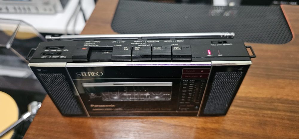 Boombox miniatura! Panasonic RX-F 40/