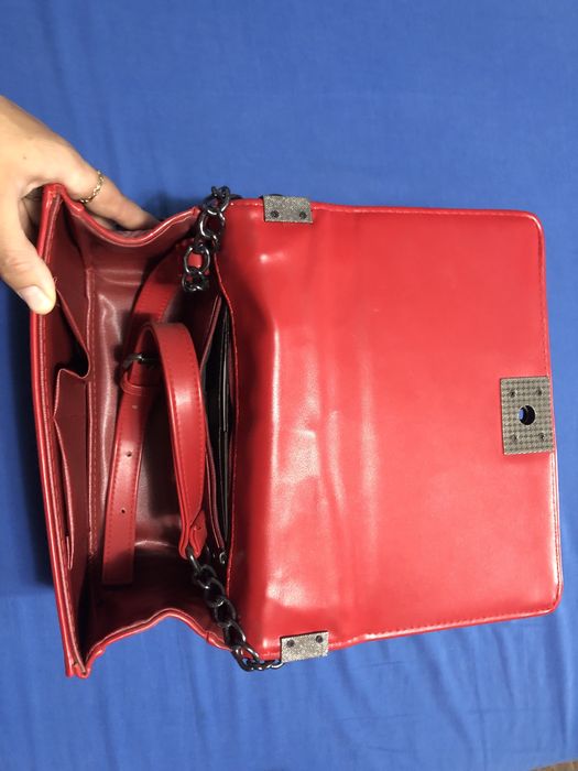 Vand geantuta rosie de ocazie