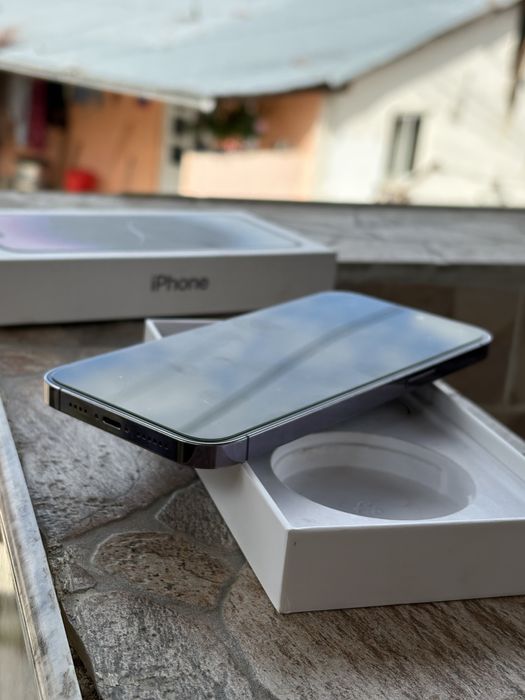 IPhone 14 pro max deep purple