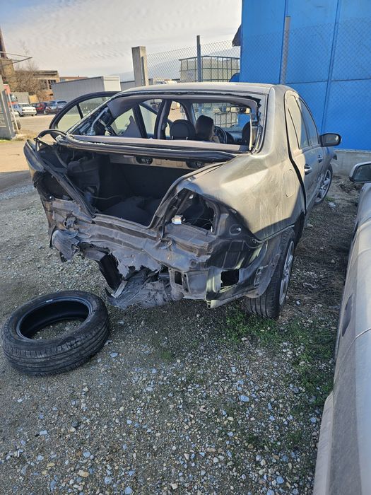 Mercedes w203 цяла за части