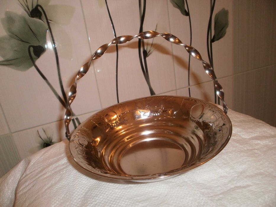 Прибори за хранене