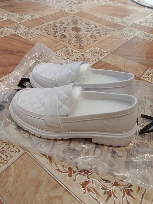 Срочно продам туфли мужские