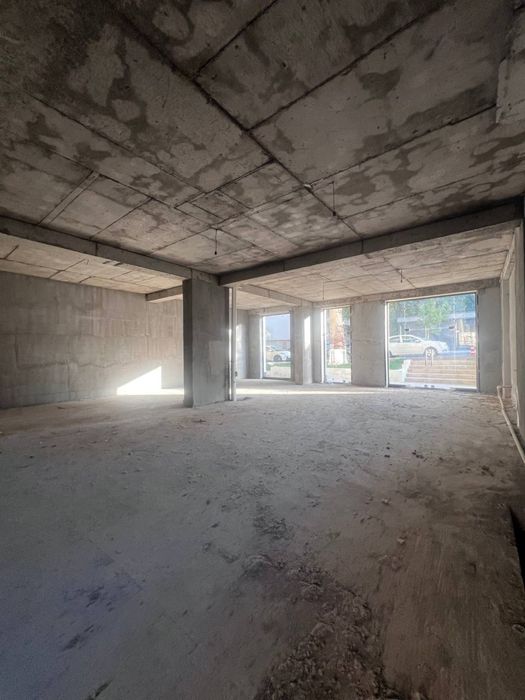 Шота Руставели AI Barakat | 176кв - нежилое помещение вдоль дороги Про