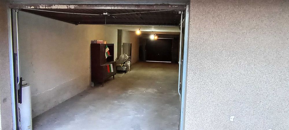 Отдавам гараж под наем