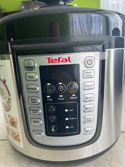 Oală sub presiune electrică TEFAL