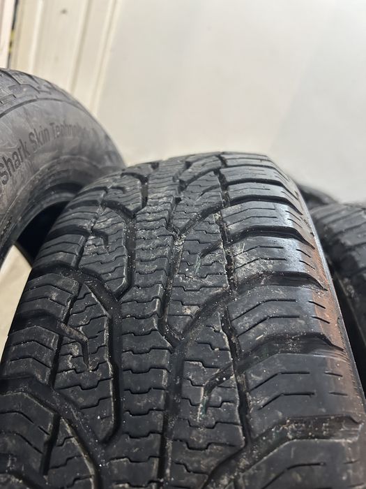 vand cauciucuri UNIROYAL 195/65 R15 pret in RON