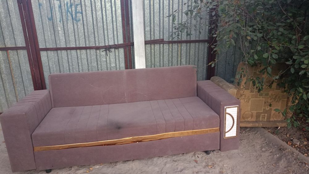Продам диван раскладной