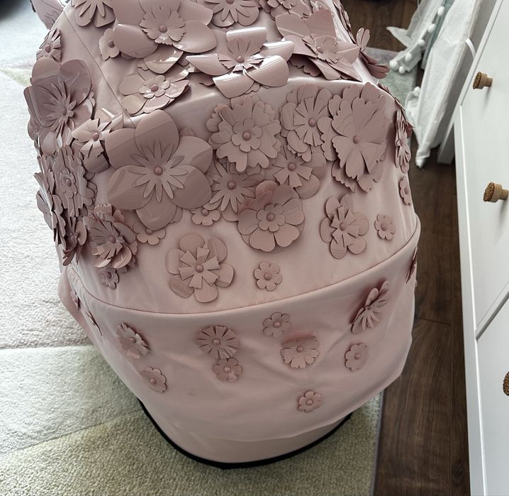 Кош за новородено Cybex Priam Lux SIMPLY FLOWERS