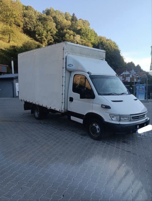 Vând Iveco daily