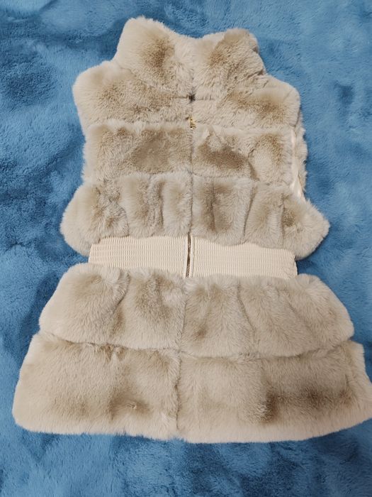 Vesta blană nouă